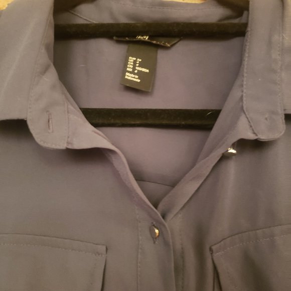 Blue gray button down perfect for fall - Picture 2 of 2